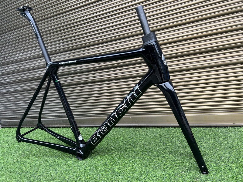 BianchiSpecialissimablackframe